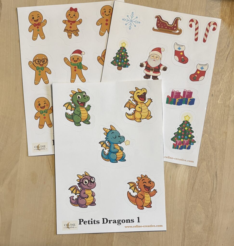 photos de plusieurs planches de stickers